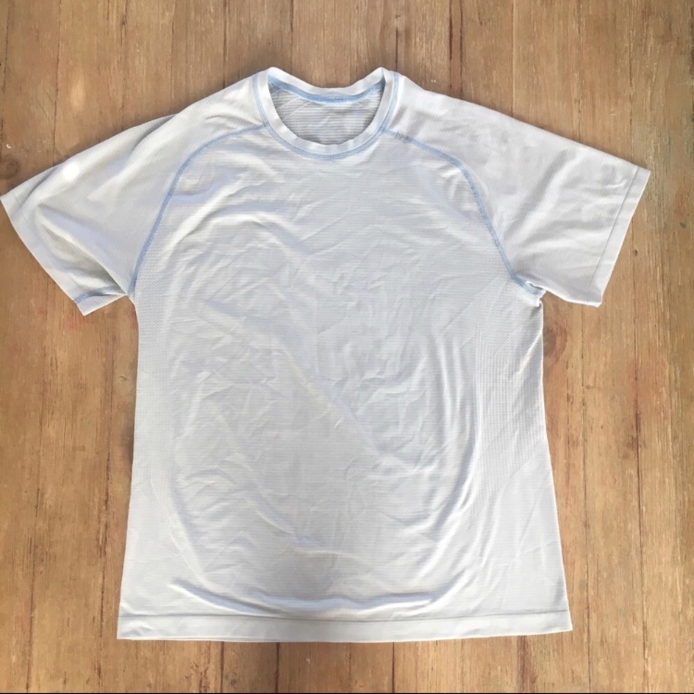 Lululemon Metal Vent Tech Shirt